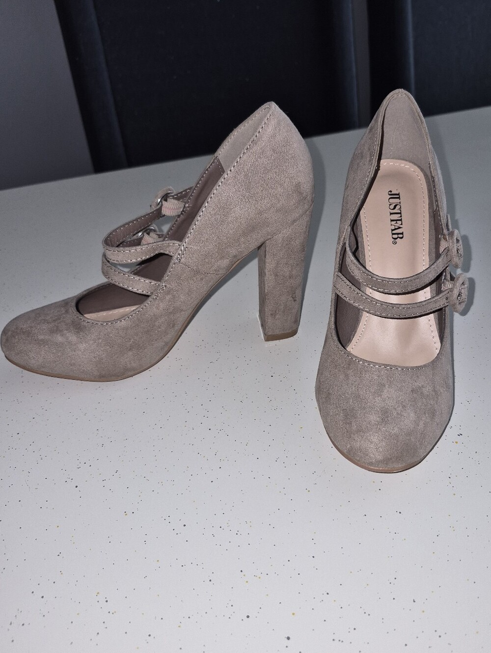 Like New Greige Mary Jane Pumps